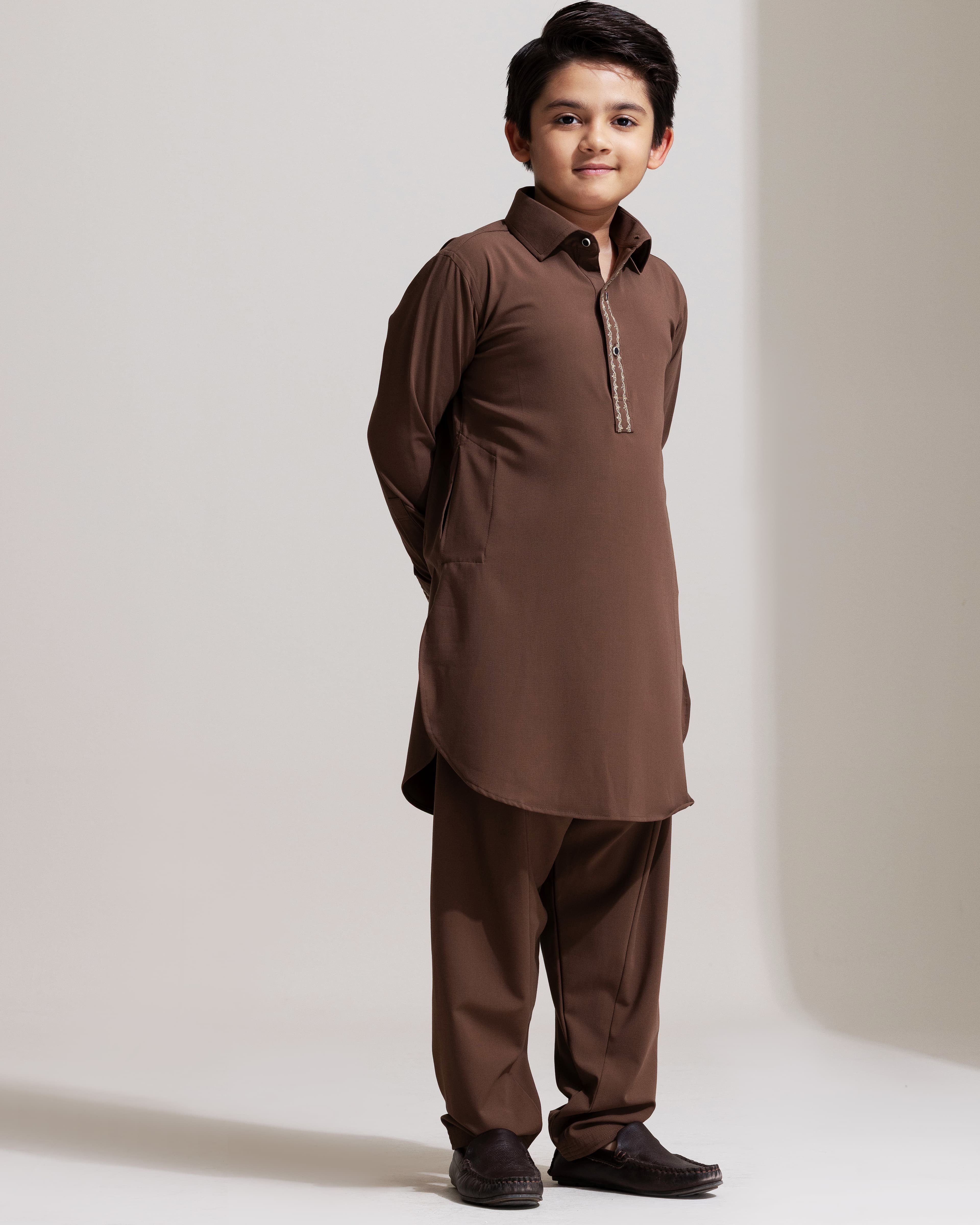 BOYS KABLI SET (brown)