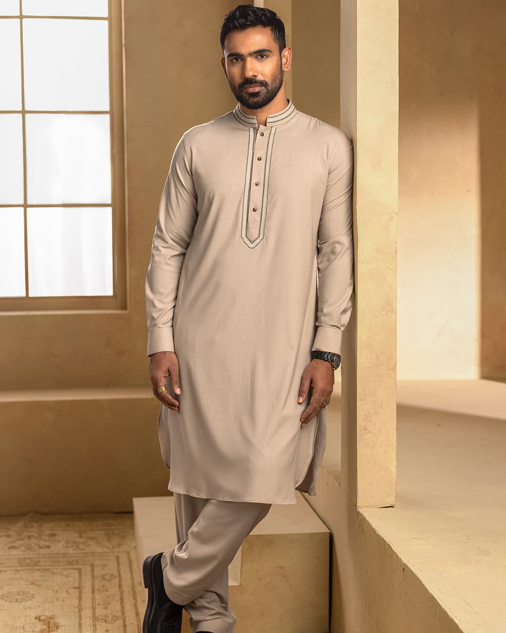 MENS KABLI (khaki)